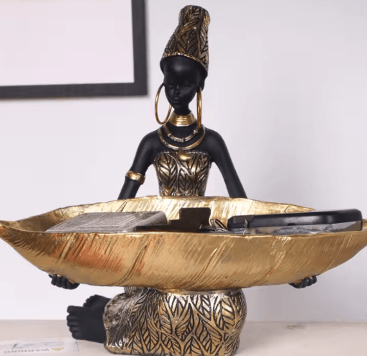 Decorative Girl Holding Tray Figurine – Resin Storage Sculpture for Home & Office Décor