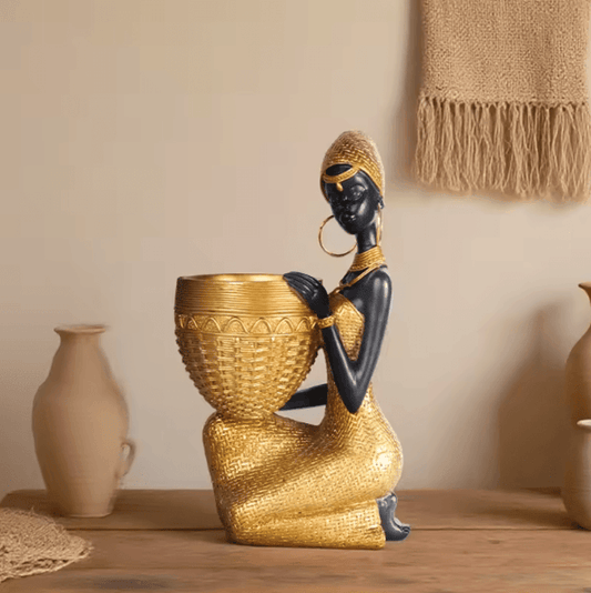 Decorative Girl Holding Tray Figurine – Resin Storage Sculpture for Home & Office Décor